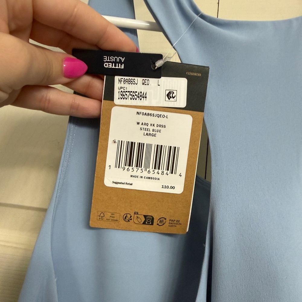 NWT The North Face Women's Arque Hike Dress - Picture 4 of 5